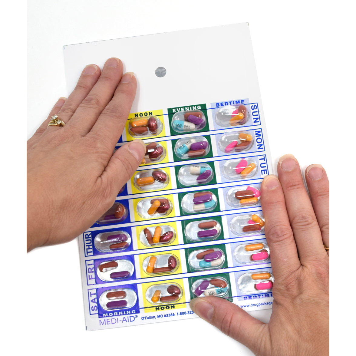 Monthly Pill Organizer Cold Seal Medication Blister Cards – DIY Pharmacy  Pill Packaging for Medication, Disposable, Easy to Use, Just Fill and Seal  (31 Day-6 Packs) : Health & Household 
